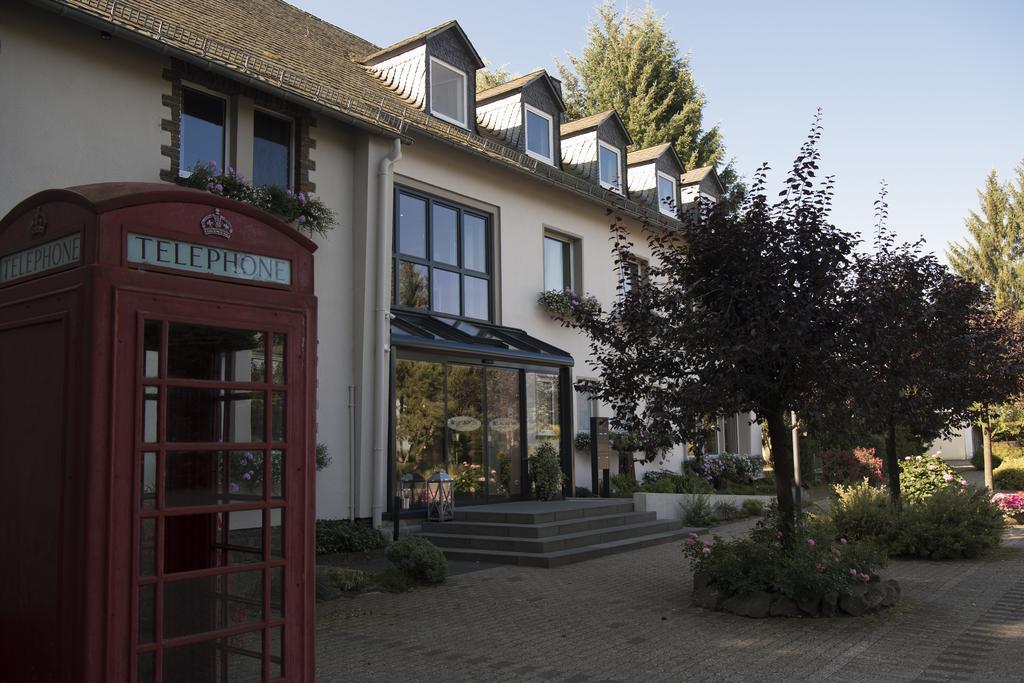 Hotel Wilhelmshoehe Auderath Exteriör bild